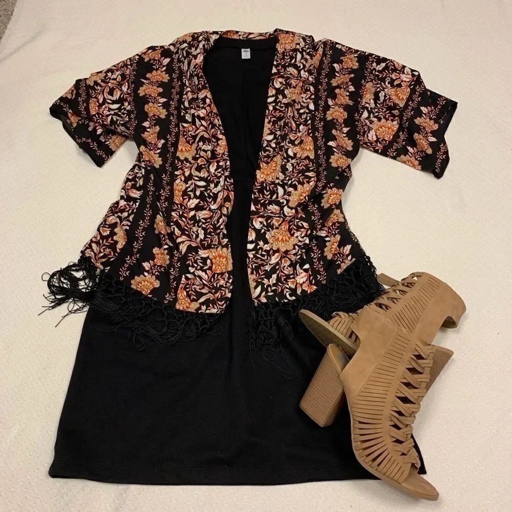 New Ruby Rd. Black and Coral Orange Gold kimono poncho jacket coverup layered w